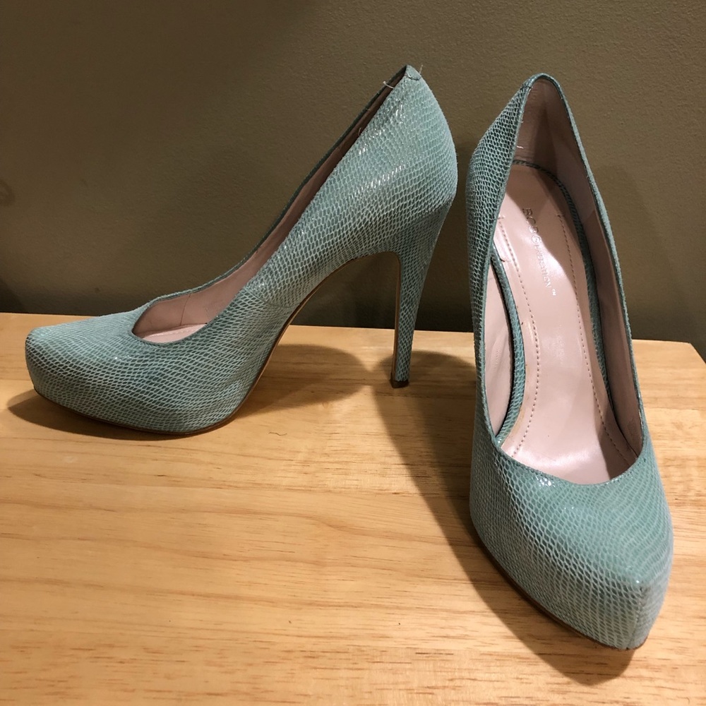 Beautiful spring colored heel